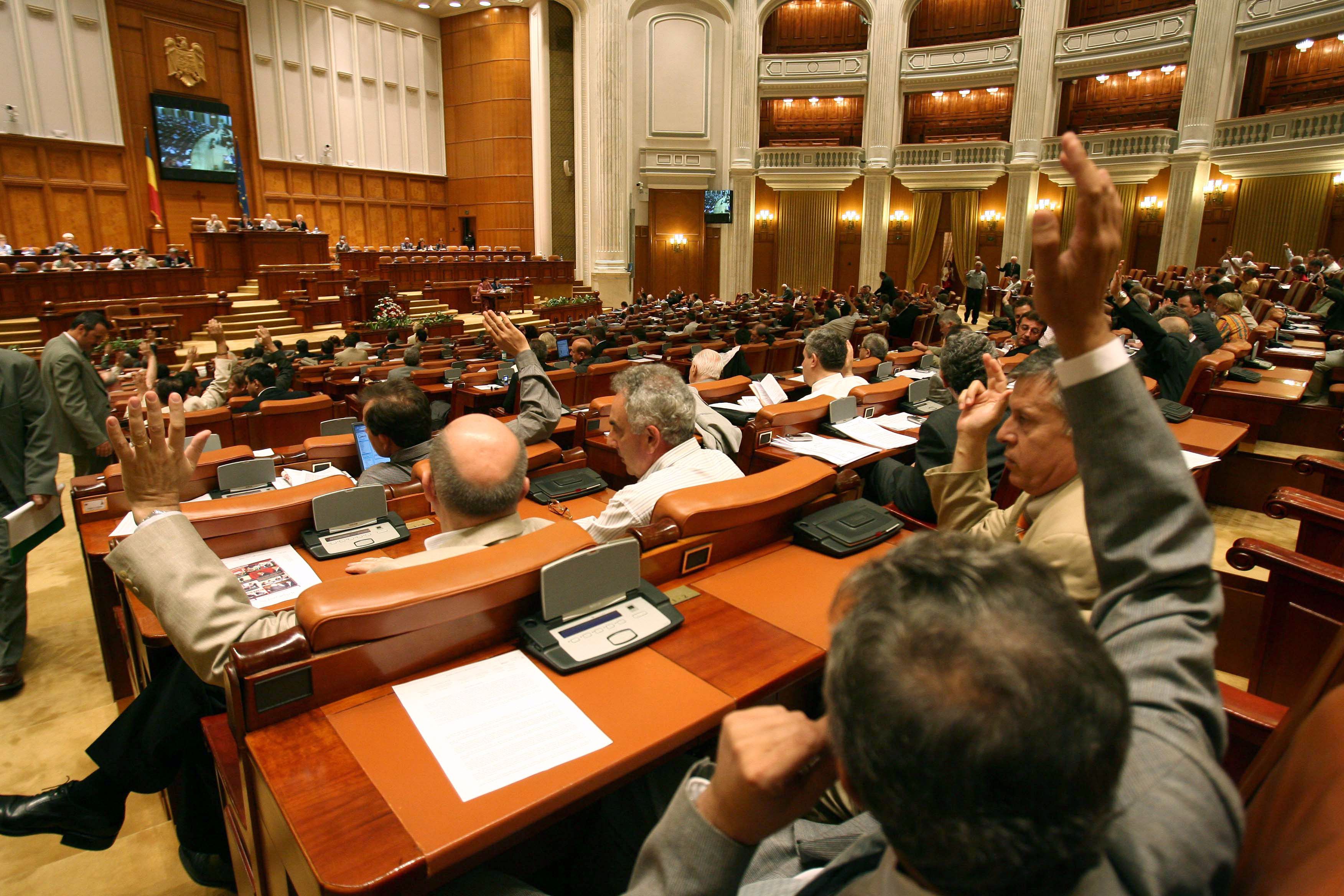 Camera Deputaţilor a respins introducerea votului prin corespondenţă