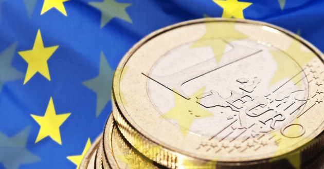 68% dintre români doresc trecerea la euro