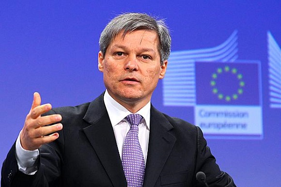 Dacian Cioloş este noul premier al României