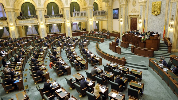 Senatul a respins proiectul legislativ privind reducerea numărului de parlamentari