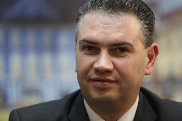 Senatorul PNL Ben – Oni Ardelean: „Fac apel la diaspora să sune în ţară să scoată oamenii la vot”