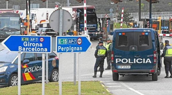 Moarte suspectă a unui român în Franța. A sărit din autocarul România-Spania
