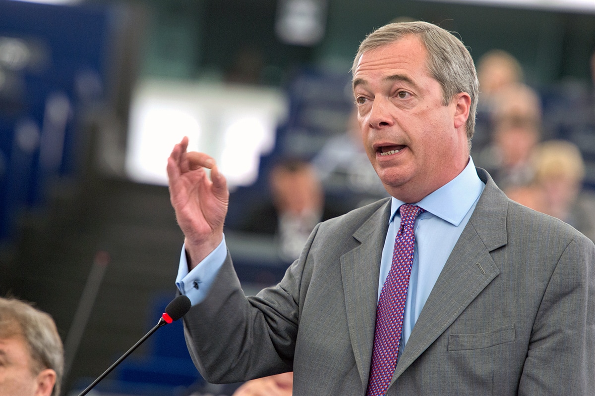 Europarlamentar român: „Farage este ceretat pentru corupție. Nu luăm lecții de la o asemenea persoană”