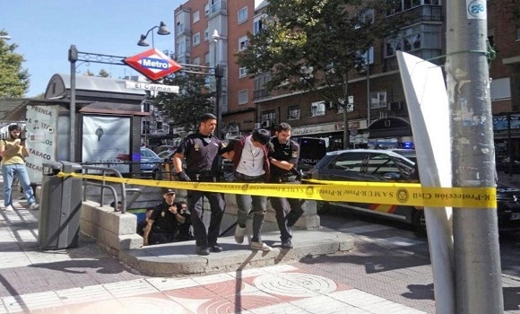 Doi indivizi au deschis focul la metroul din Madrid