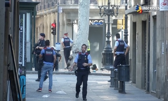 ALERTĂ TERORISTĂ ÎN BARCELONA! Poliția catalană a evacuat zona din jurul catedralei Sagrada Familia