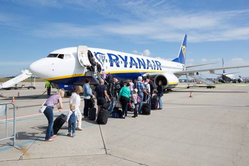 Ryanair introduce o nouă politică pentru bagaje. Ce se întâmplă cu tarifele