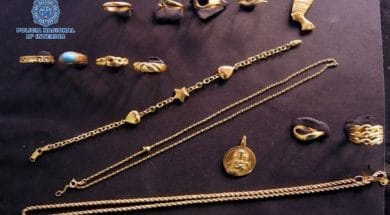bijuterii furate de români